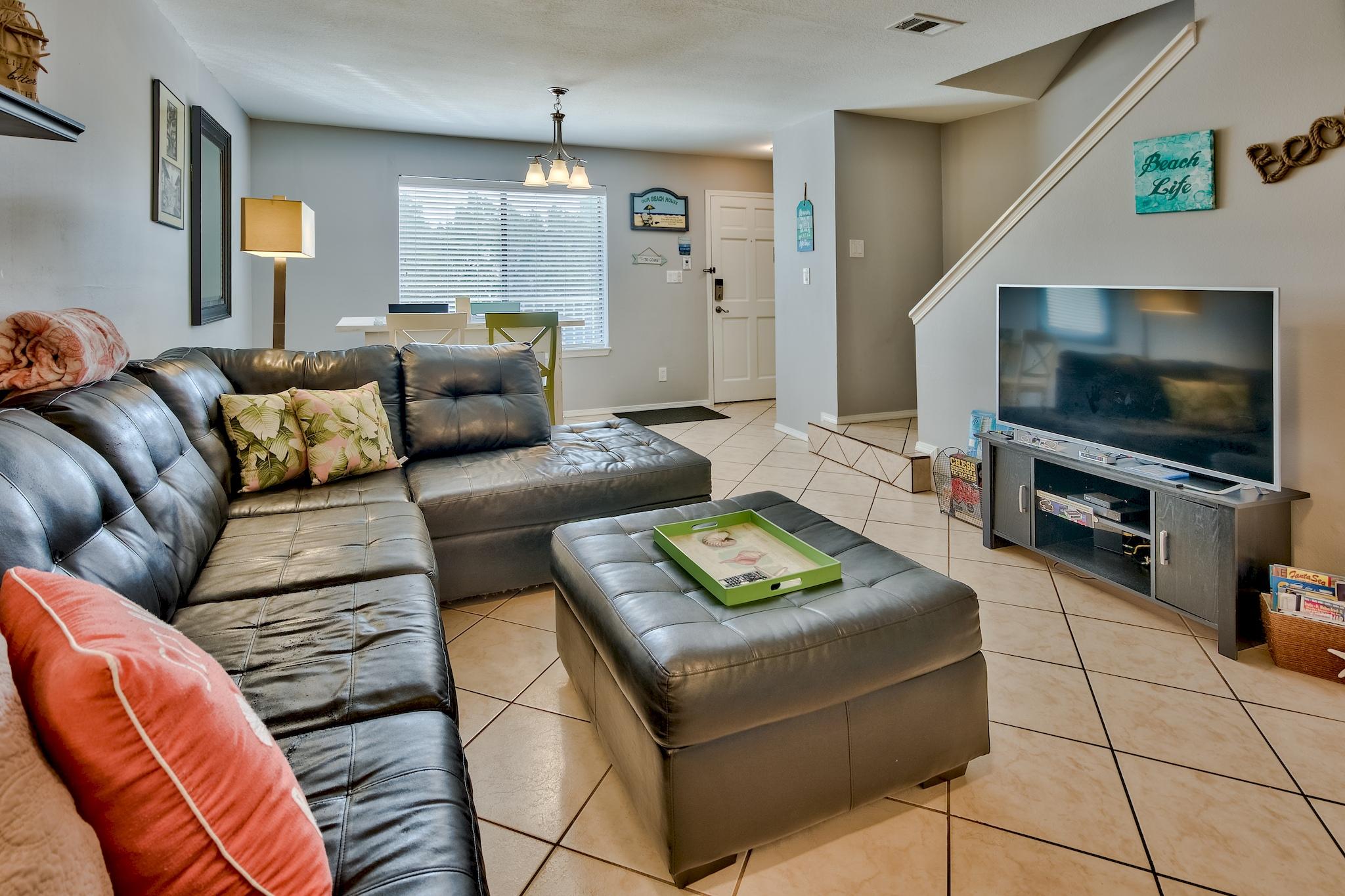 SANDPRINTS CONDO - Residential