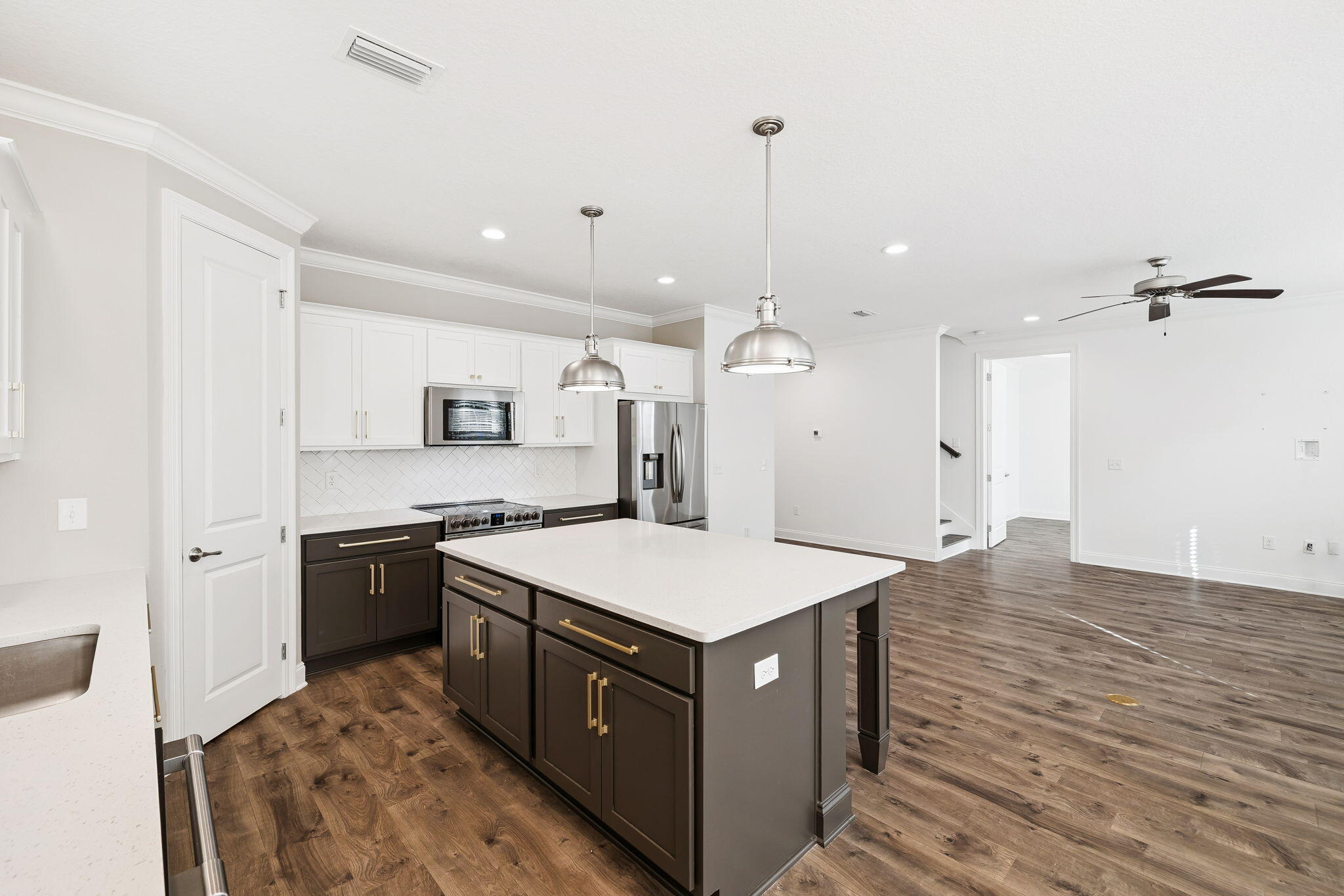 LAUREL OAKS S/D - Residential Lease