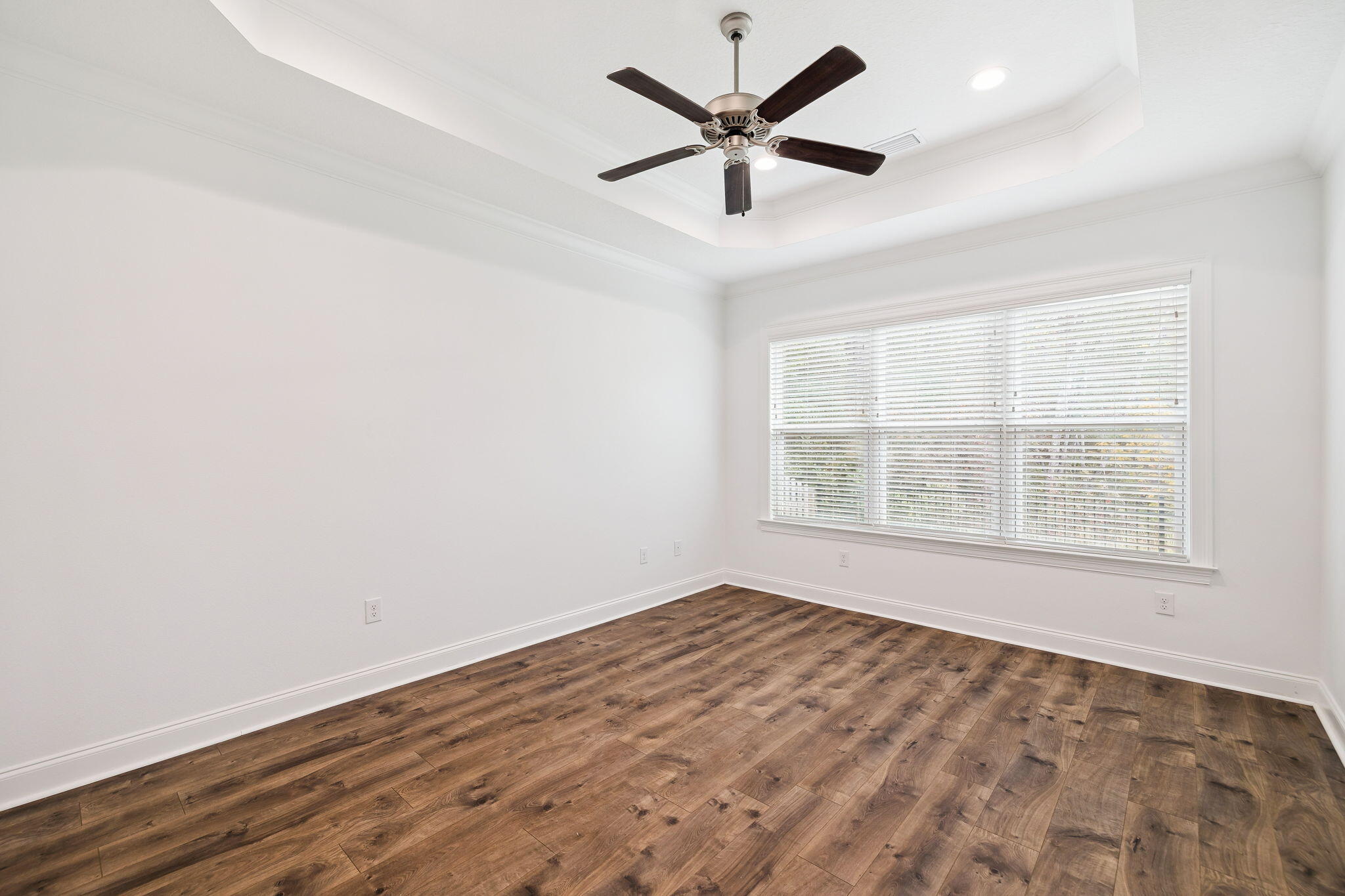 LAUREL OAKS S/D - Residential Lease