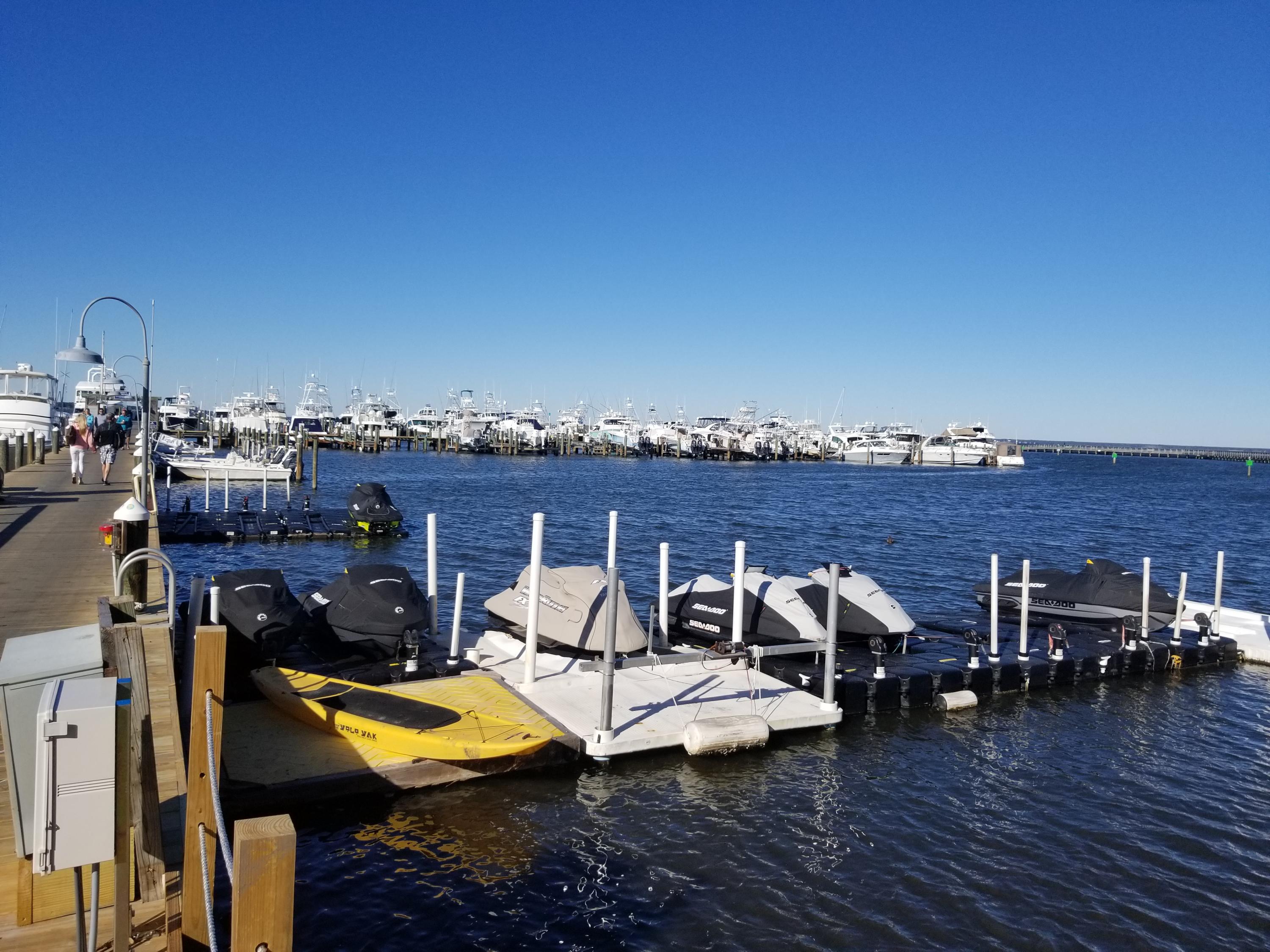 GATEWAY PILOT HOUSE - Residential