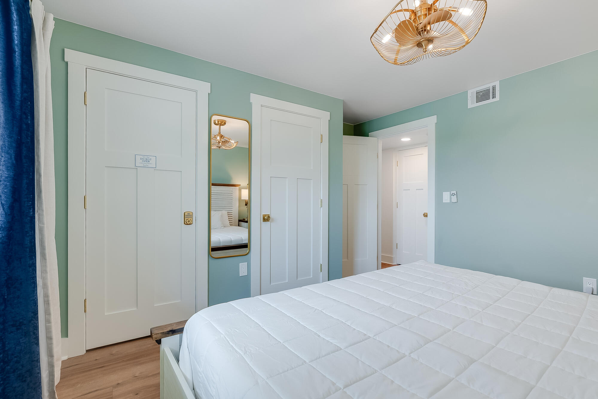 PINNACLE PORT - Residential