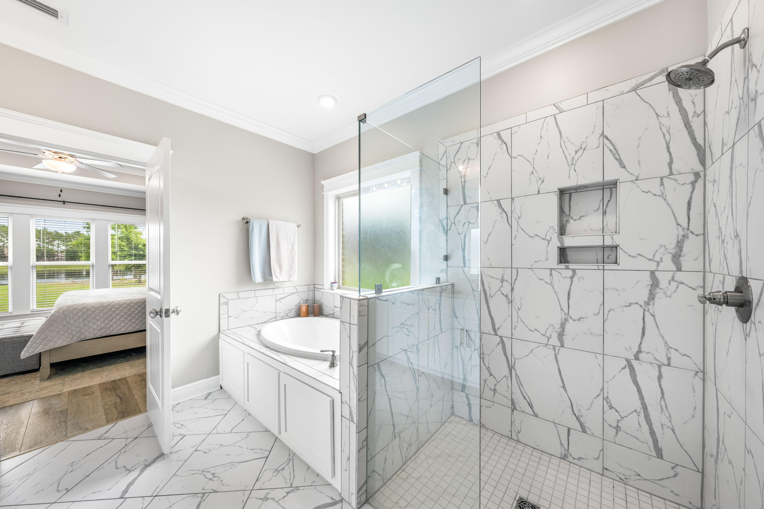 HAMMOCK BAY PB 21-23 OR 3120-2746 OR 3168-313 OR 3226-4659 - Residential