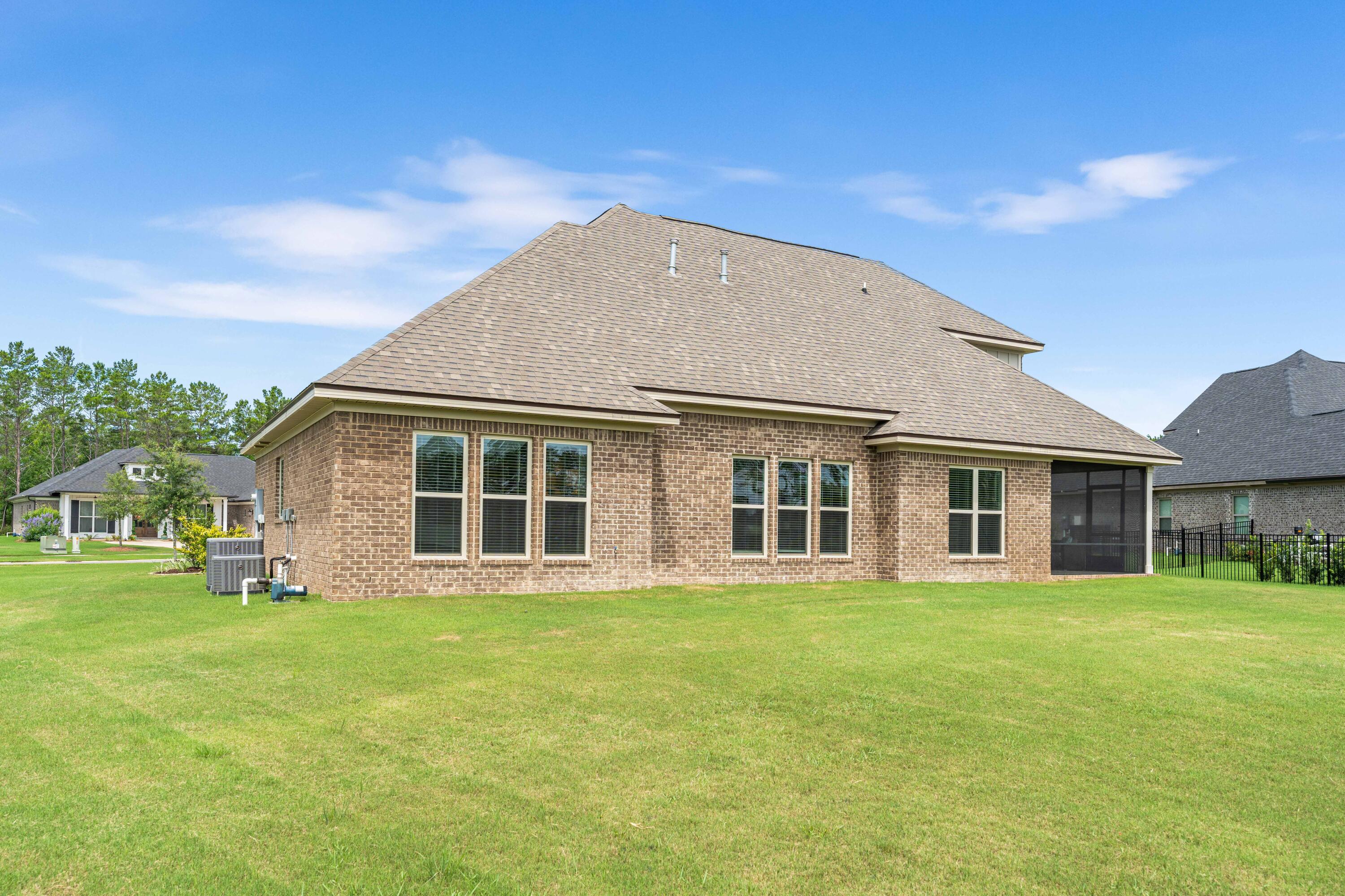 HAMMOCK BAY PB 21-23 OR 3120-2746 OR 3168-313 OR 3226-4659 - Residential