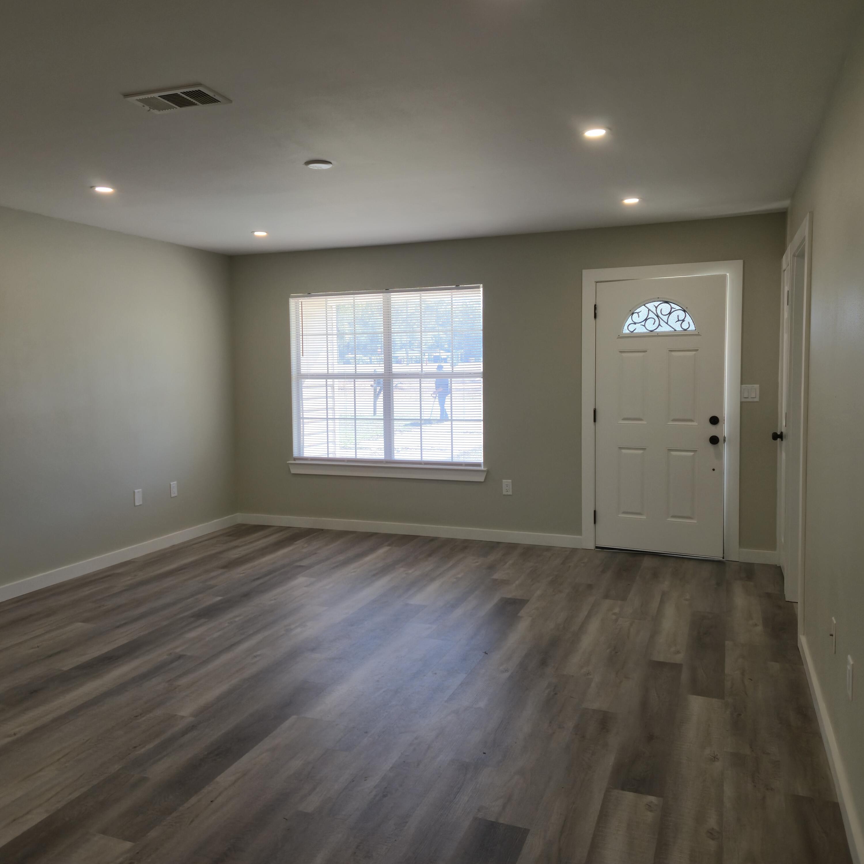 NORTHSIDE S/D - Residential