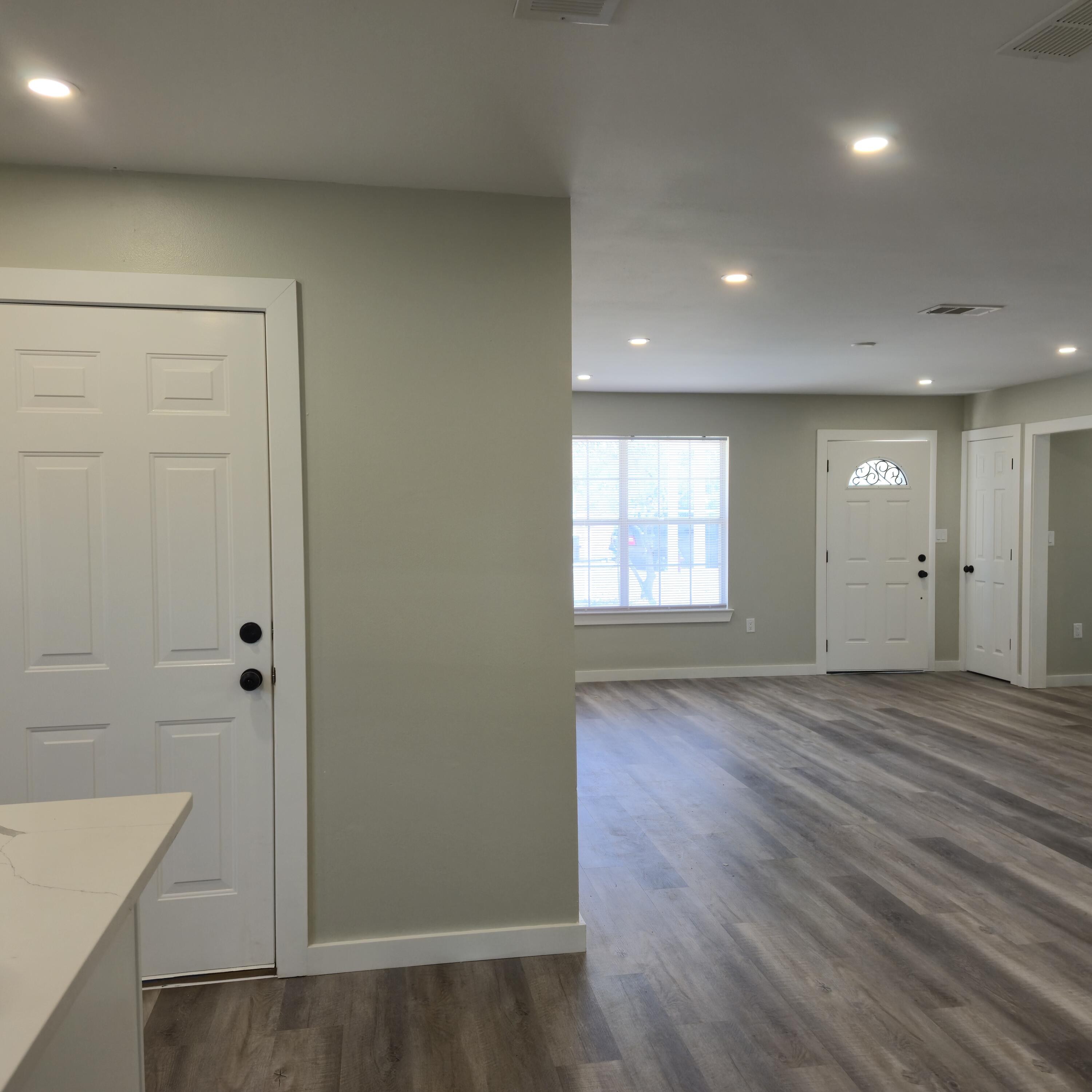 NORTHSIDE S/D - Residential