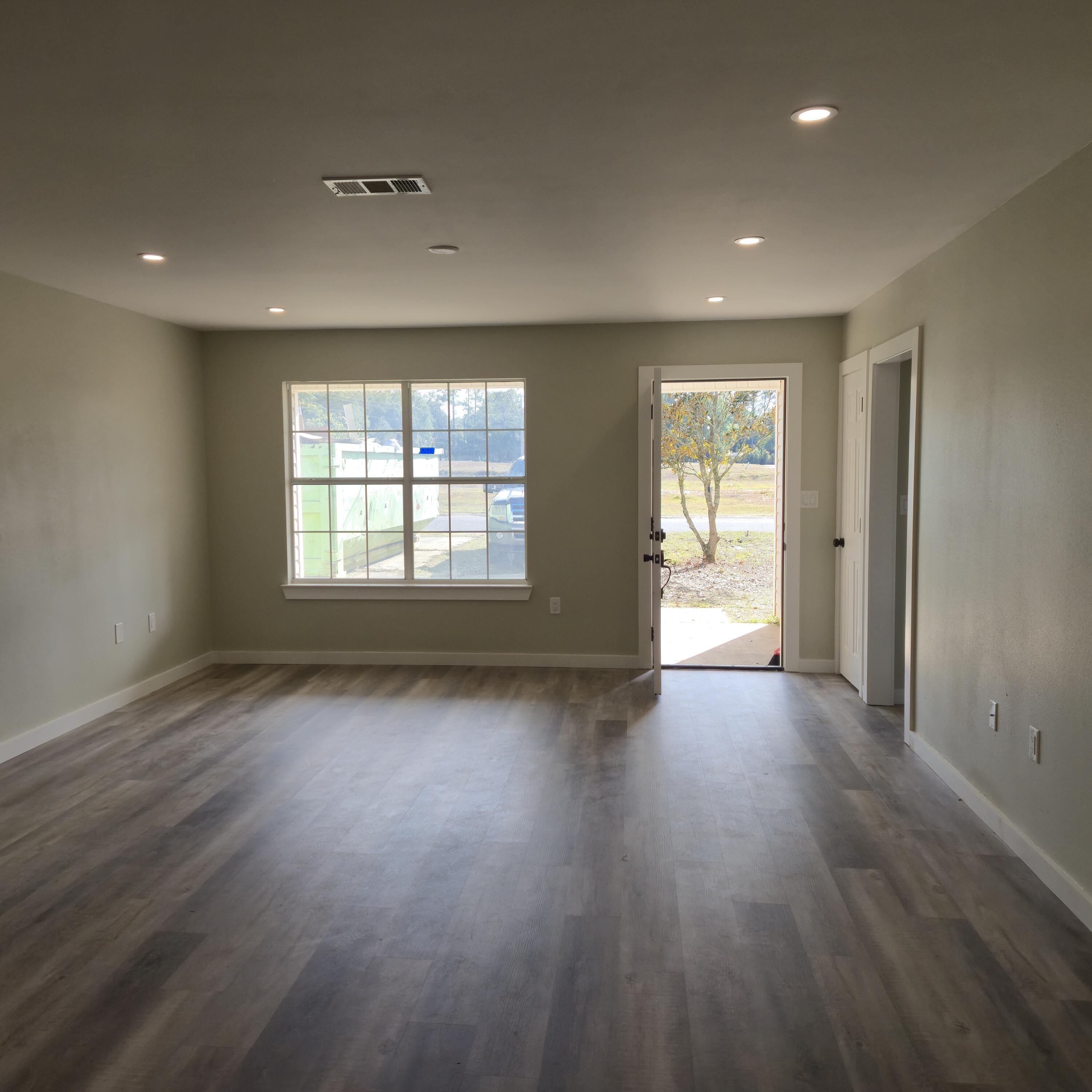 NORTHSIDE S/D - Residential