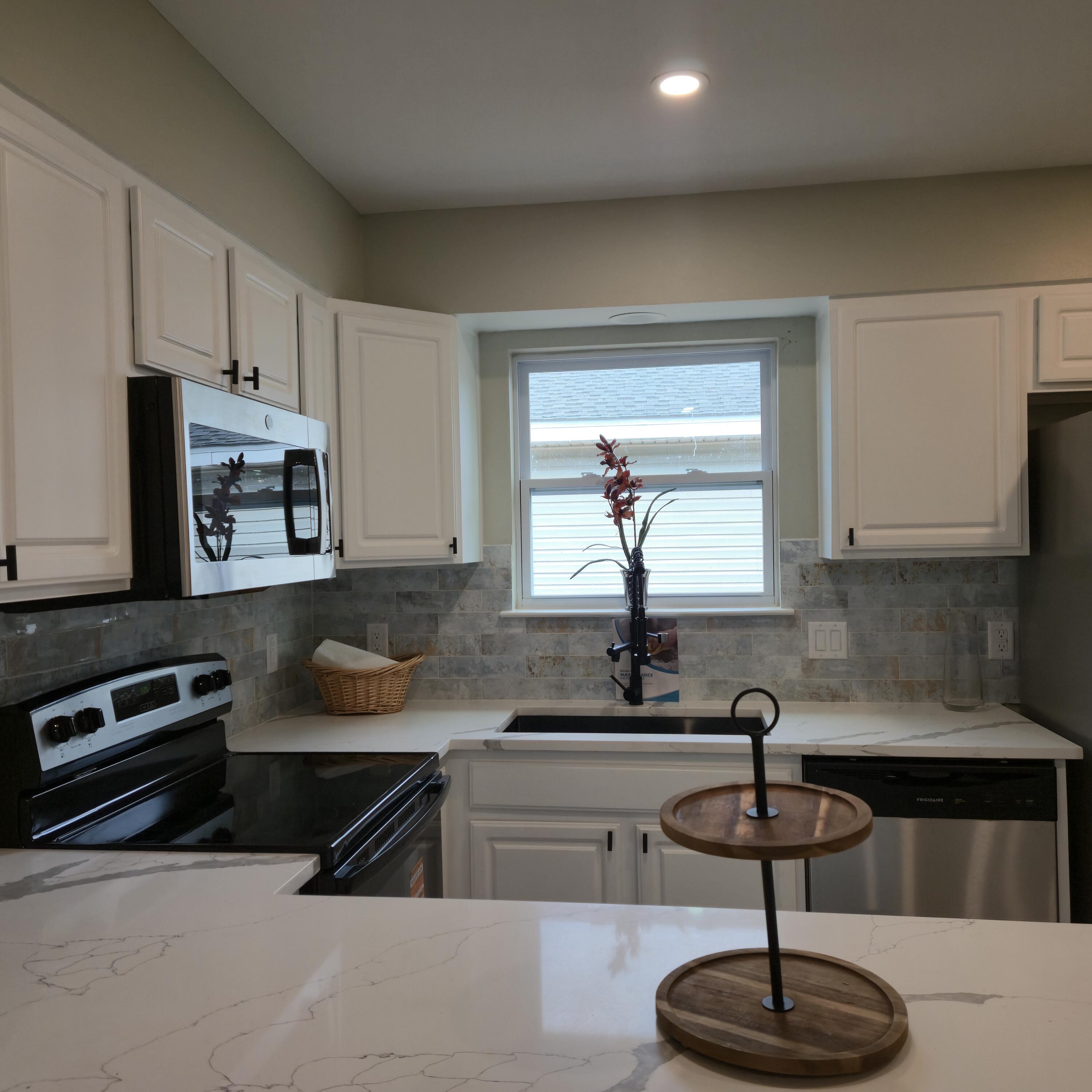 NORTHSIDE S/D - Residential