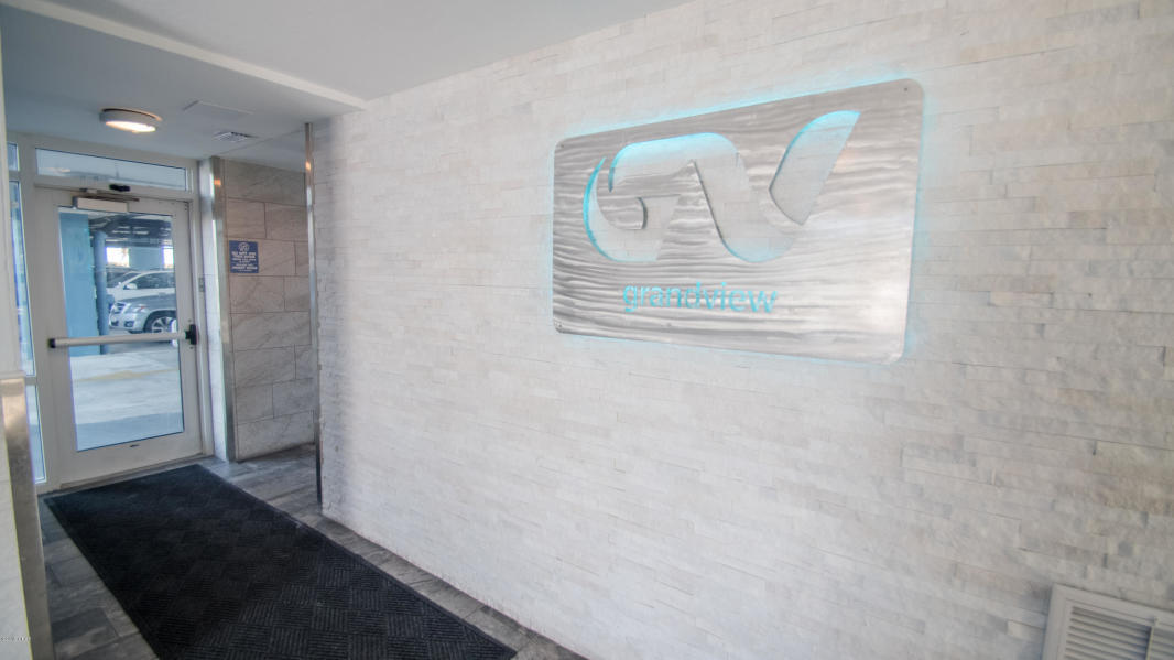 GRANDVIEW EAST - Residential