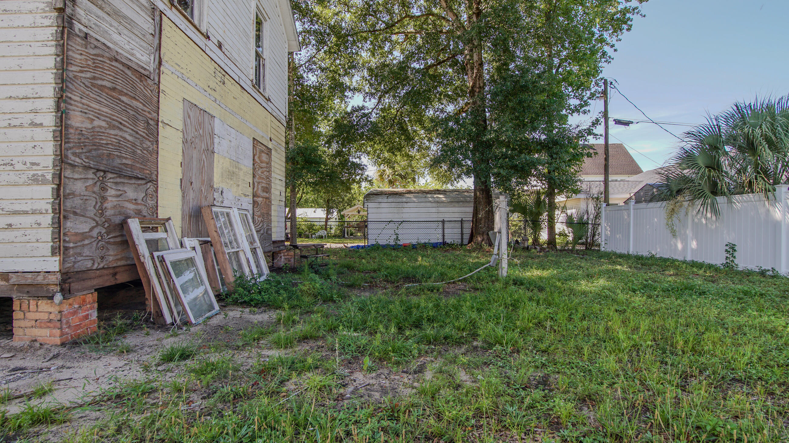 TOWN OF DEFUNIAK SPRINGS - Residential