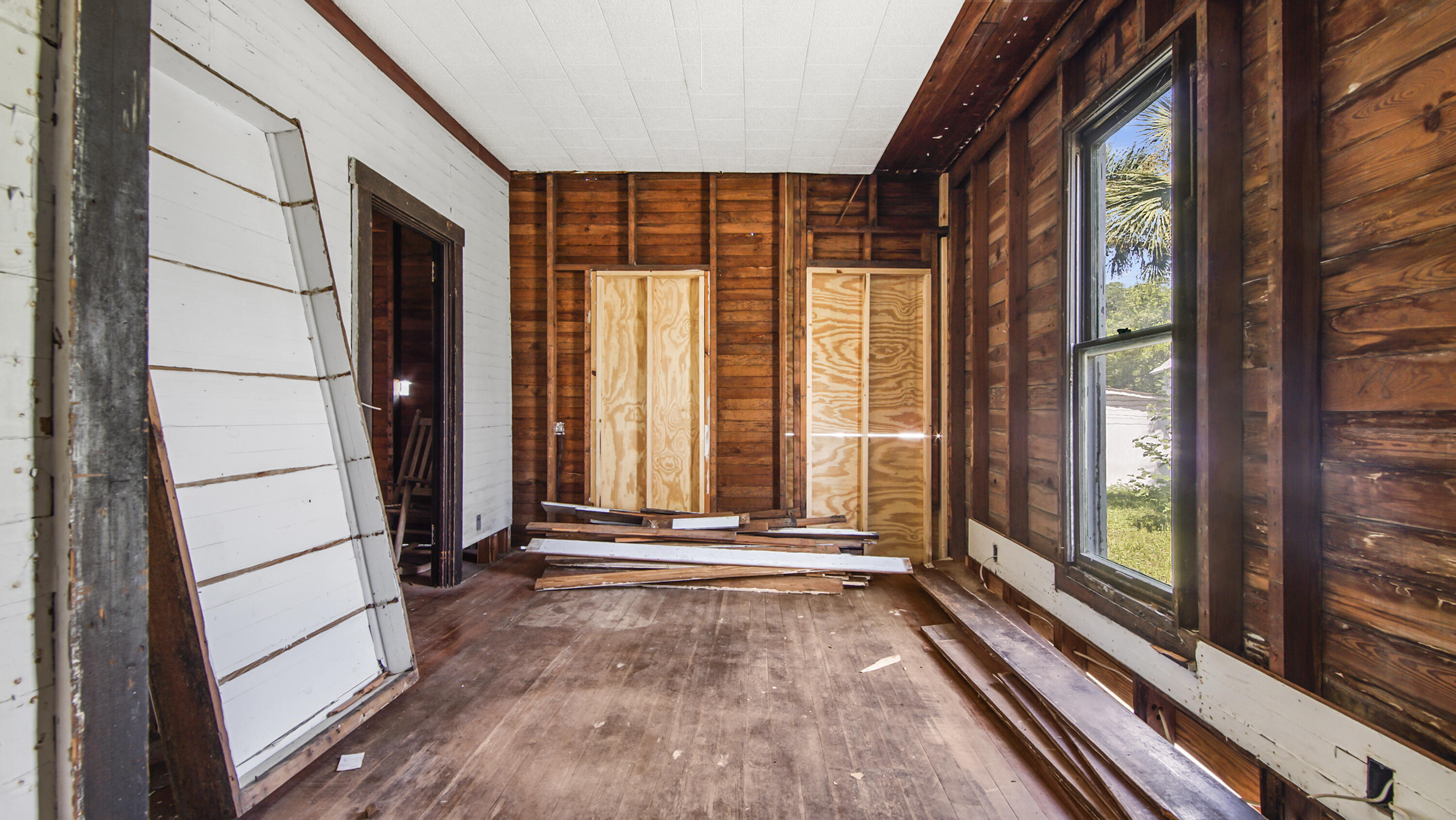 TOWN OF DEFUNIAK SPRINGS - Residential