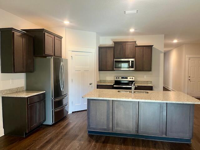 BROOKS LANDING - Residential Lease