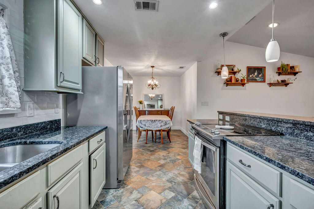 PALM ESTATES UNIT 2 - Residential