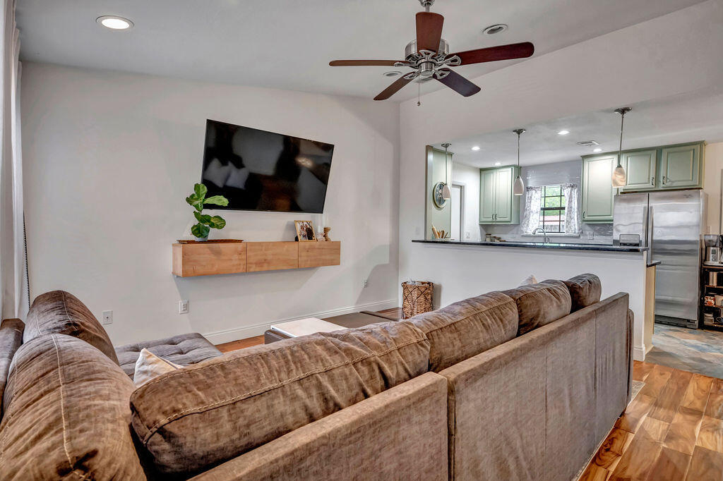 PALM ESTATES UNIT 2 - Residential