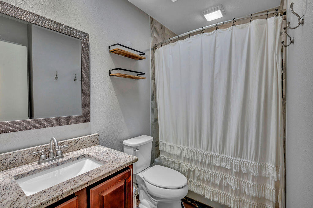 PALM ESTATES UNIT 2 - Residential