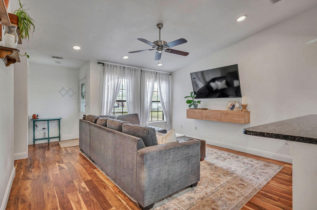 PALM ESTATES UNIT 2 - Residential