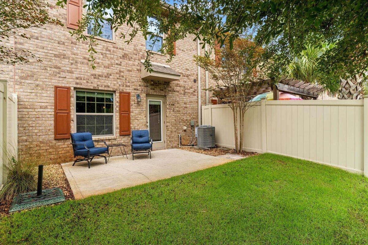 RESERVE POINTE - Residential