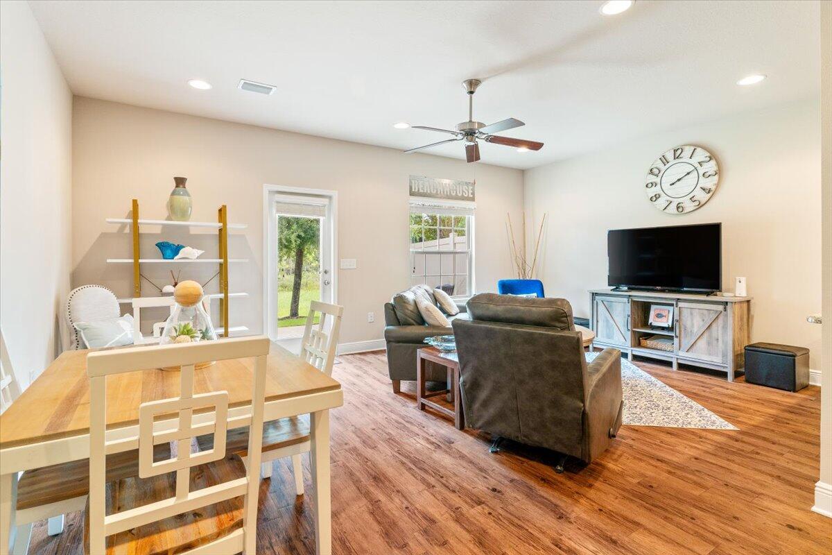RESERVE POINTE - Residential