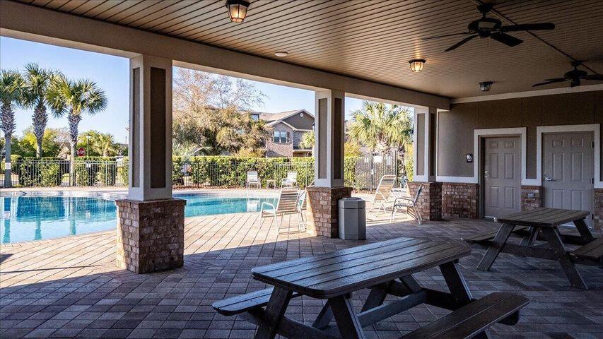 RESERVE POINTE - Residential