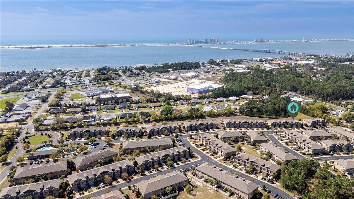 RESERVE POINTE - Residential