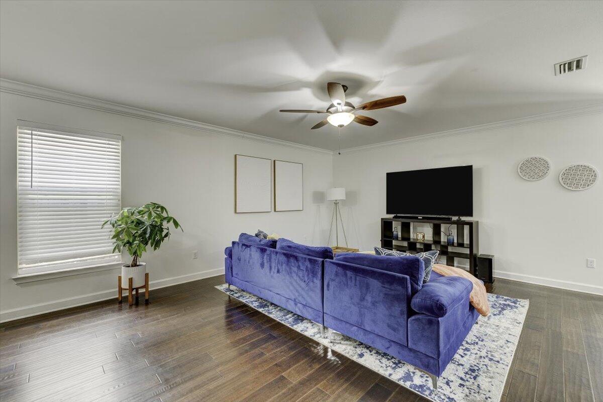 SUMMERWOOD - Residential