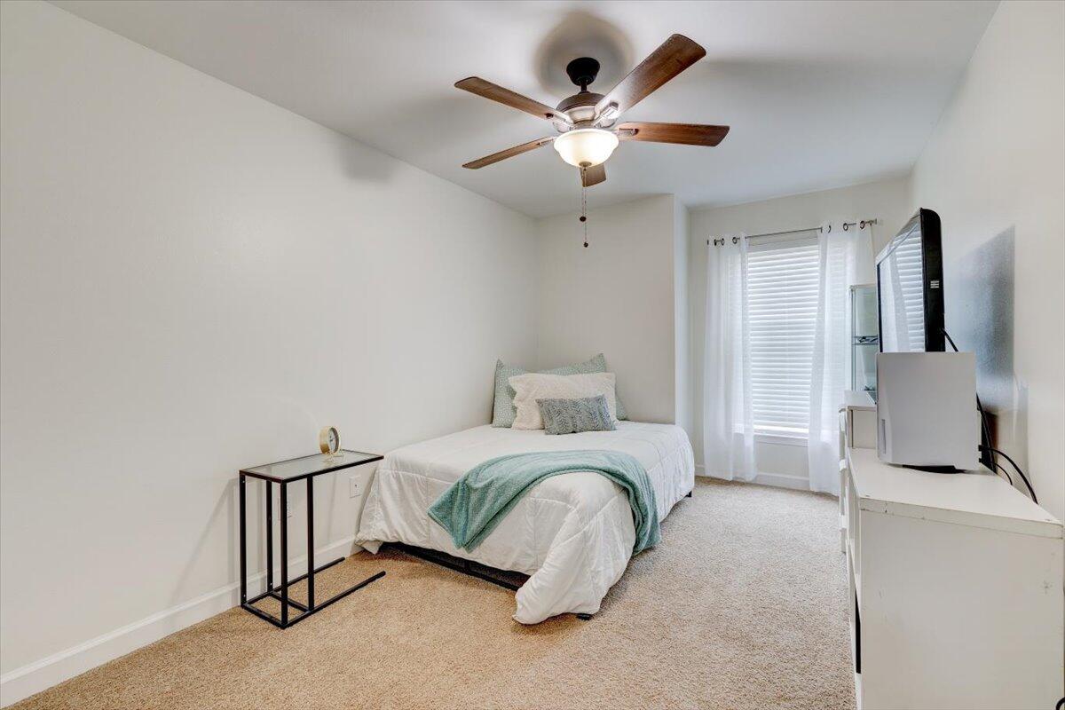 SUMMERWOOD - Residential