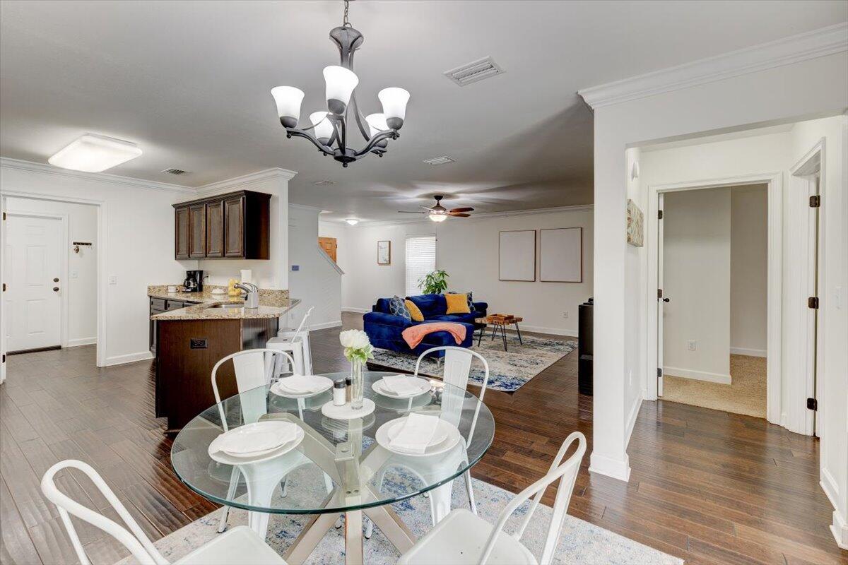 SUMMERWOOD - Residential