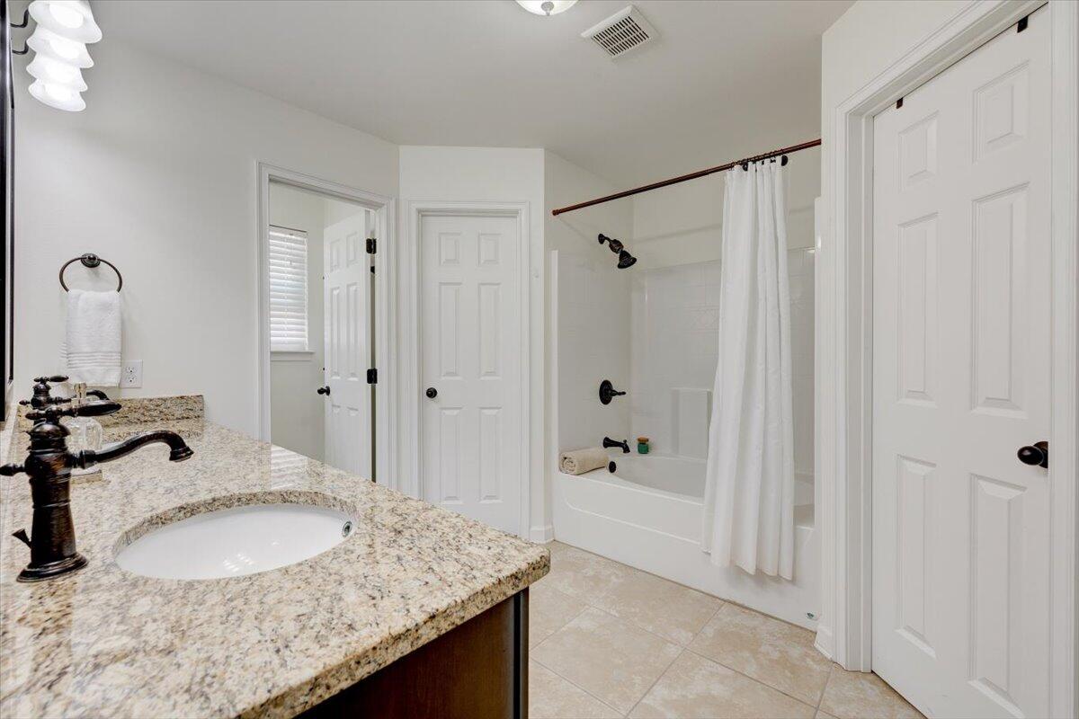 SUMMERWOOD - Residential