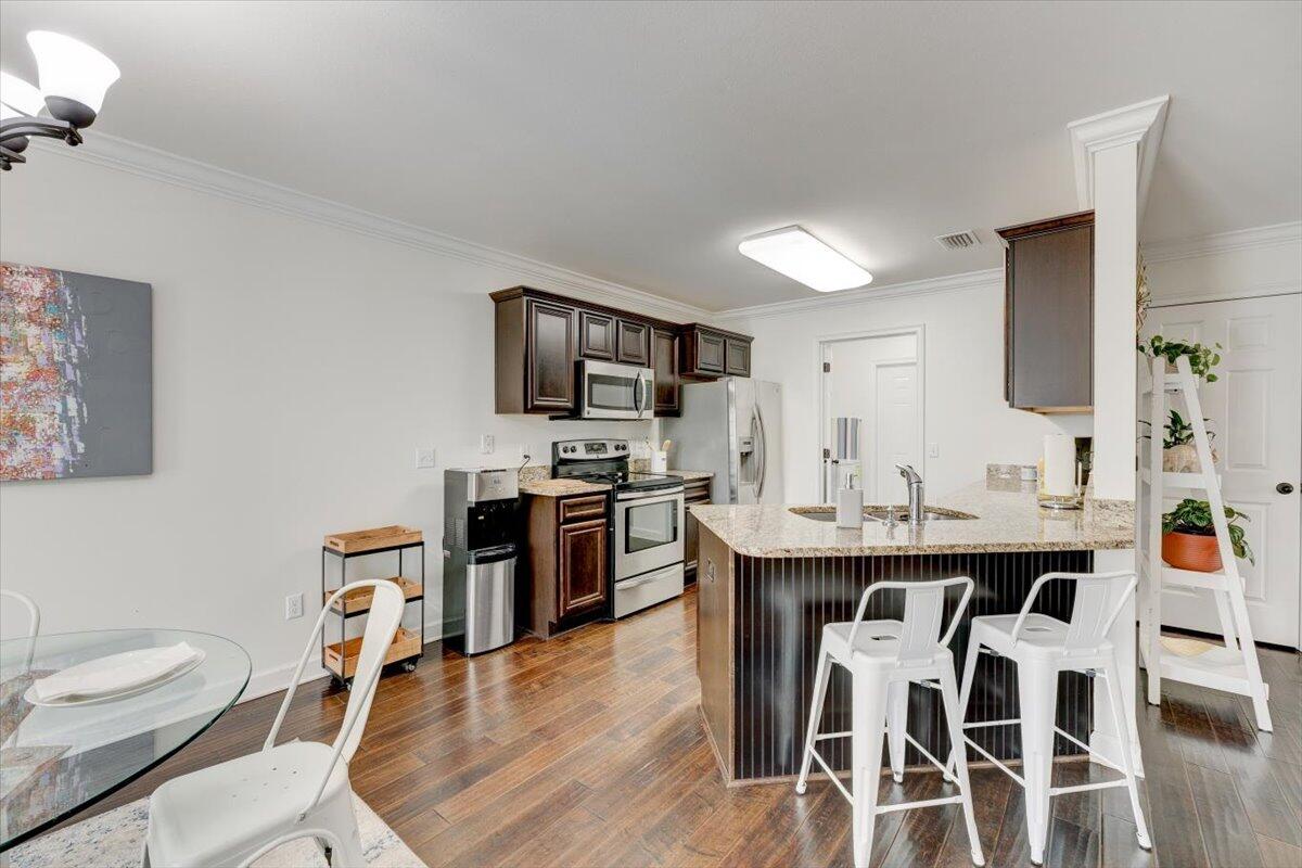 SUMMERWOOD - Residential