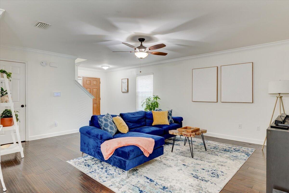 SUMMERWOOD - Residential