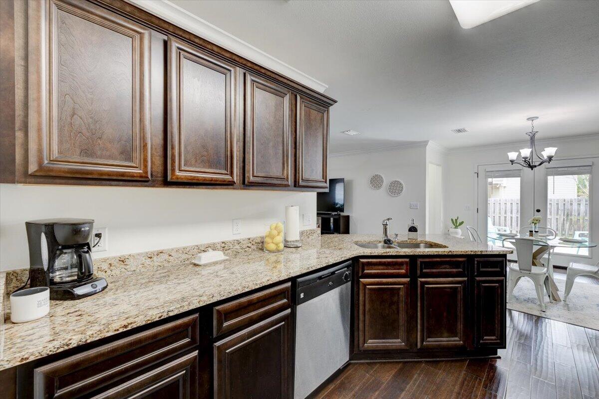 SUMMERWOOD - Residential