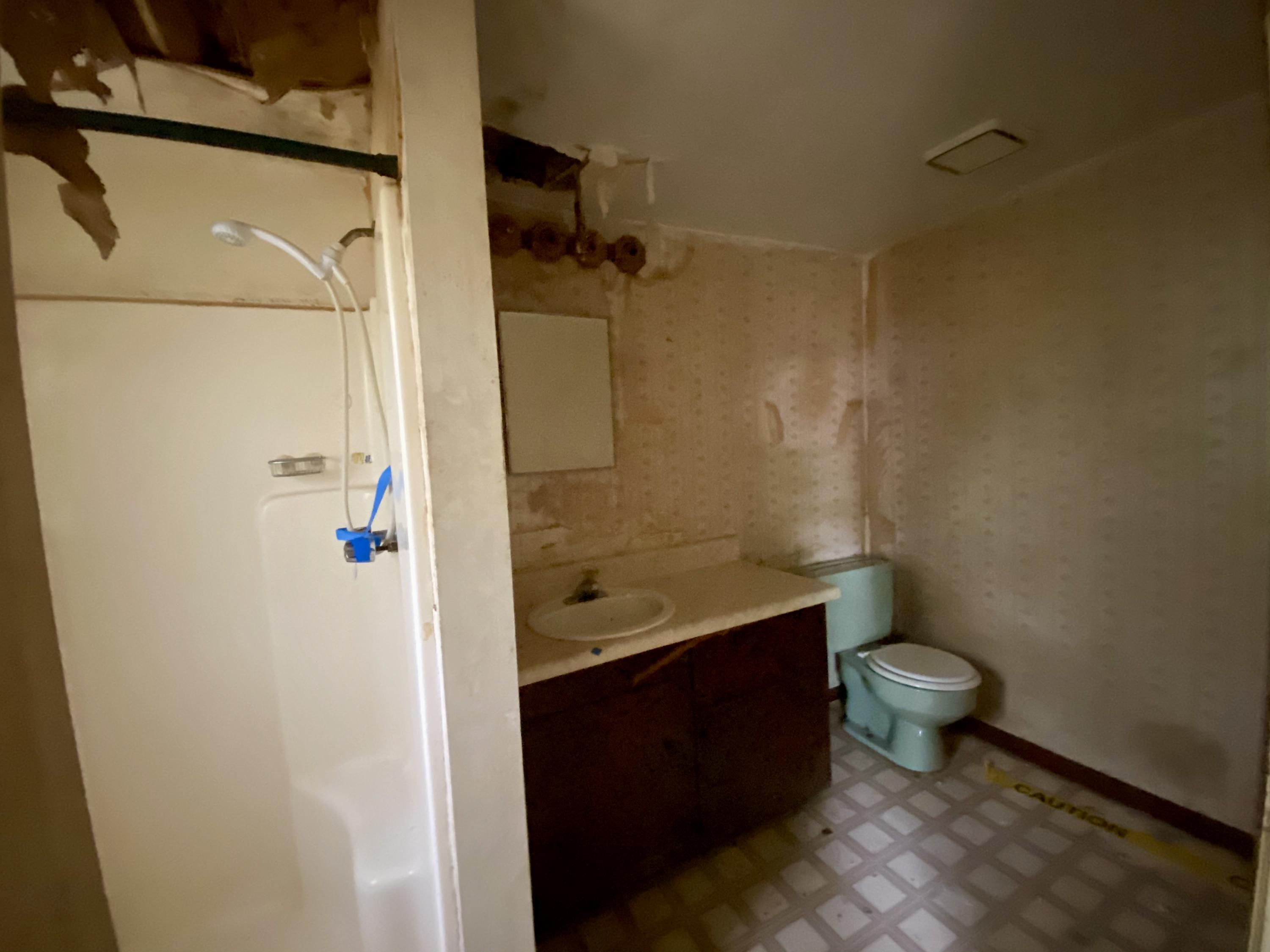 MORRIS ADDN TO CRESTVIEW - Residential