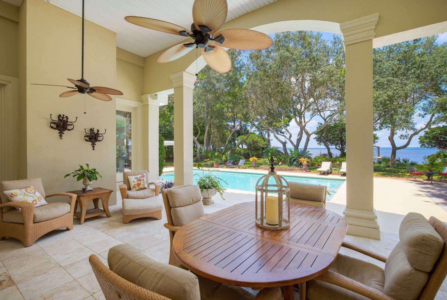 EMERALD BAY - Residential