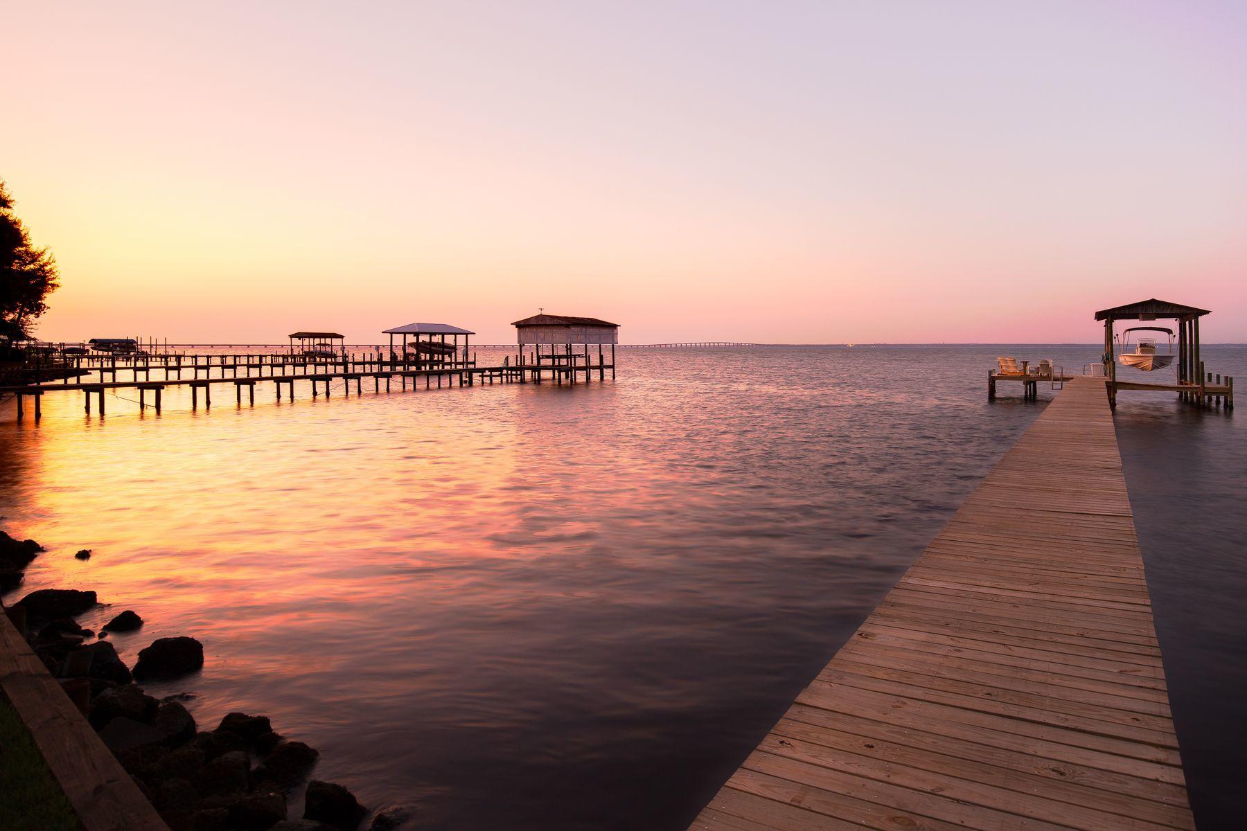 EMERALD BAY - Residential