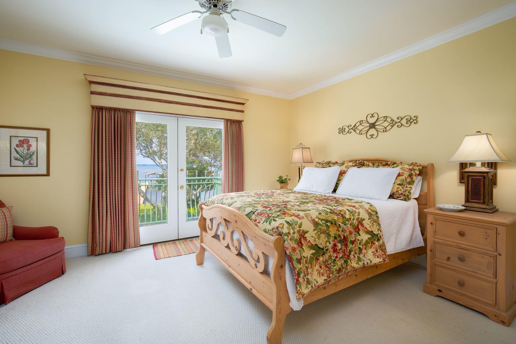 EMERALD BAY - Residential