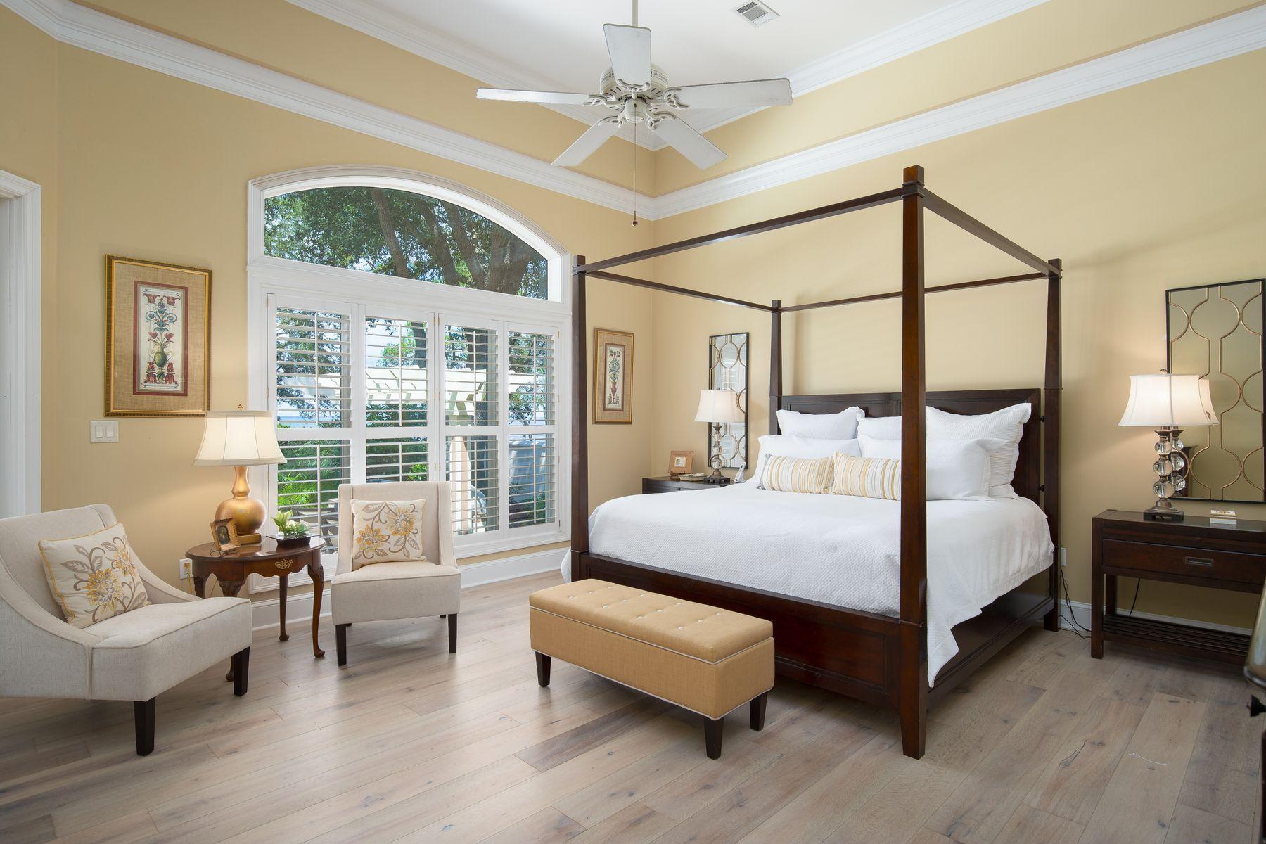 EMERALD BAY - Residential