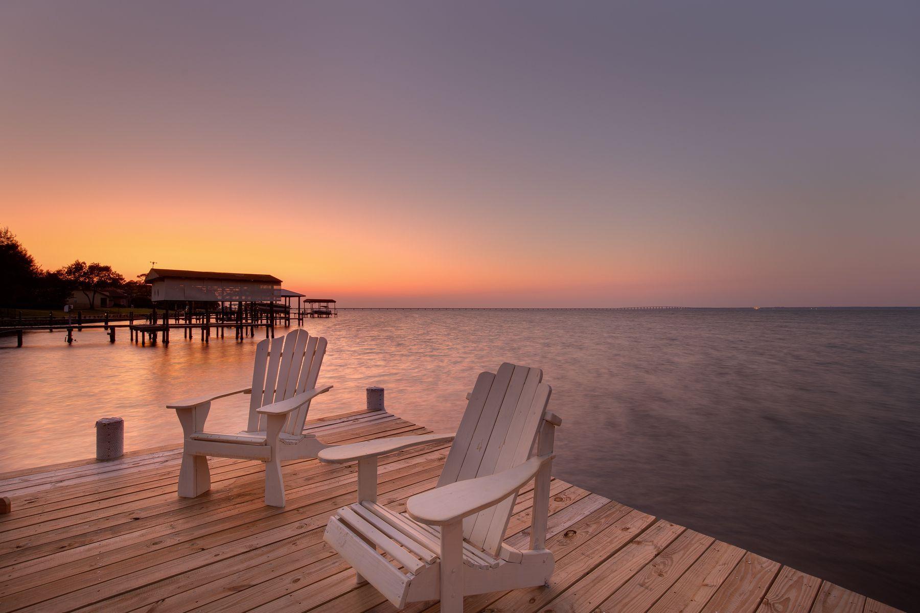 EMERALD BAY - Residential