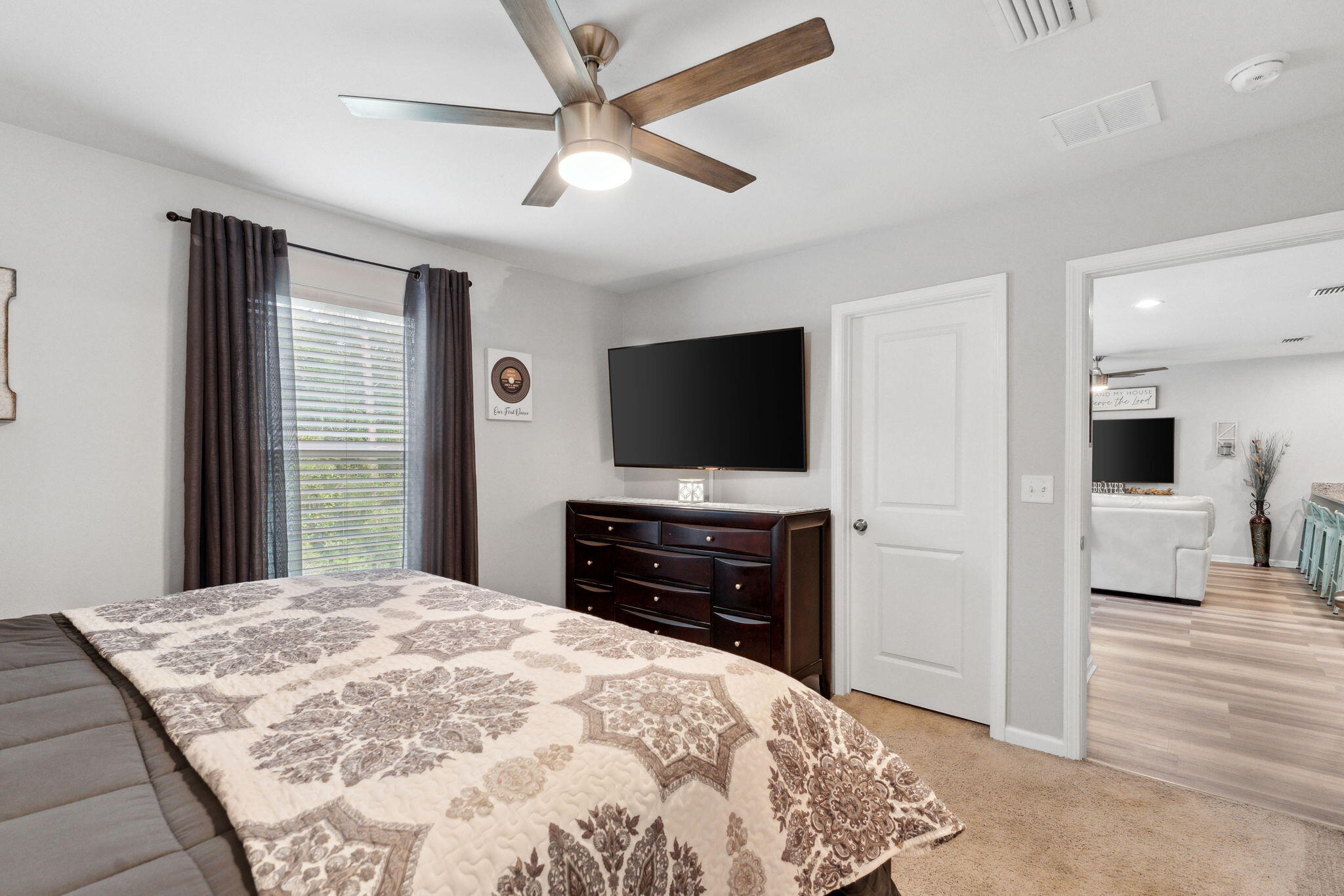 CROSS CREEK ESTATES - Residential