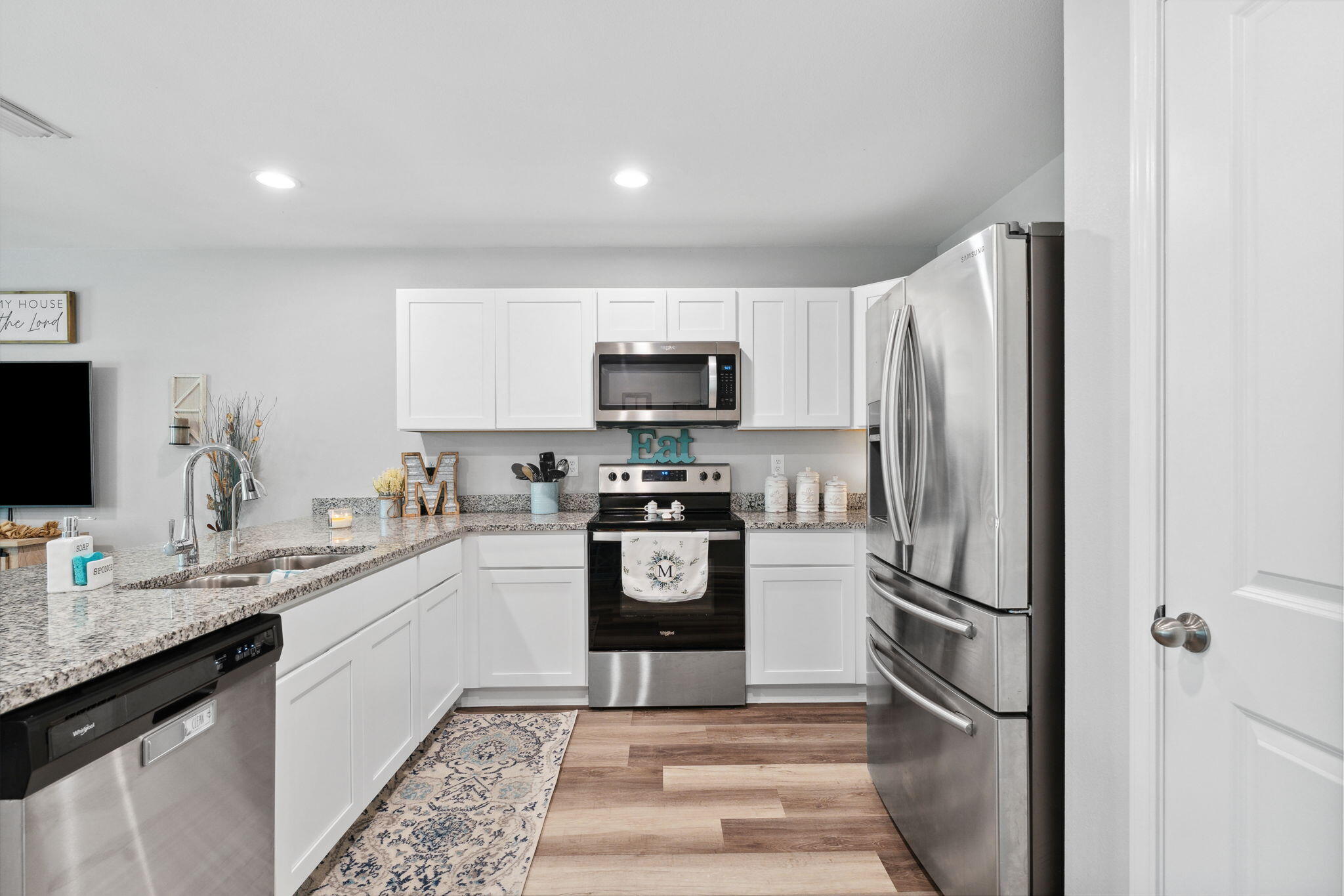 CROSS CREEK ESTATES - Residential