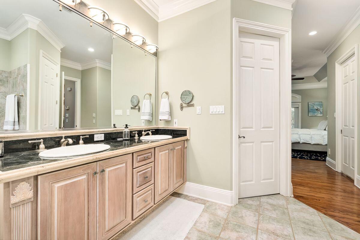 LAKE LORRAINE GARDENS - Residential