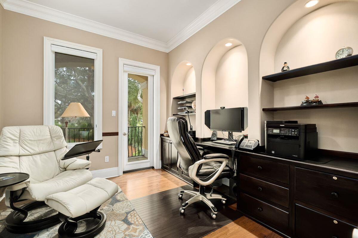 LAKE LORRAINE GARDENS - Residential