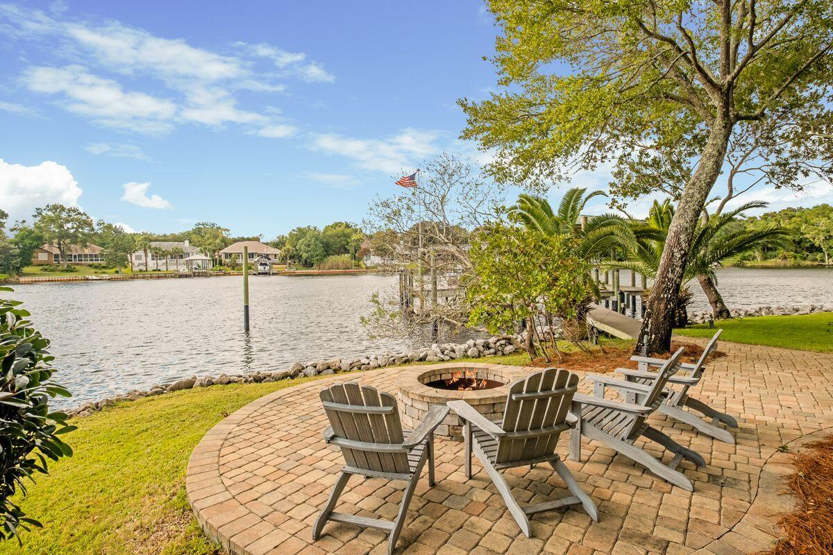 LAKE LORRAINE GARDENS - Residential