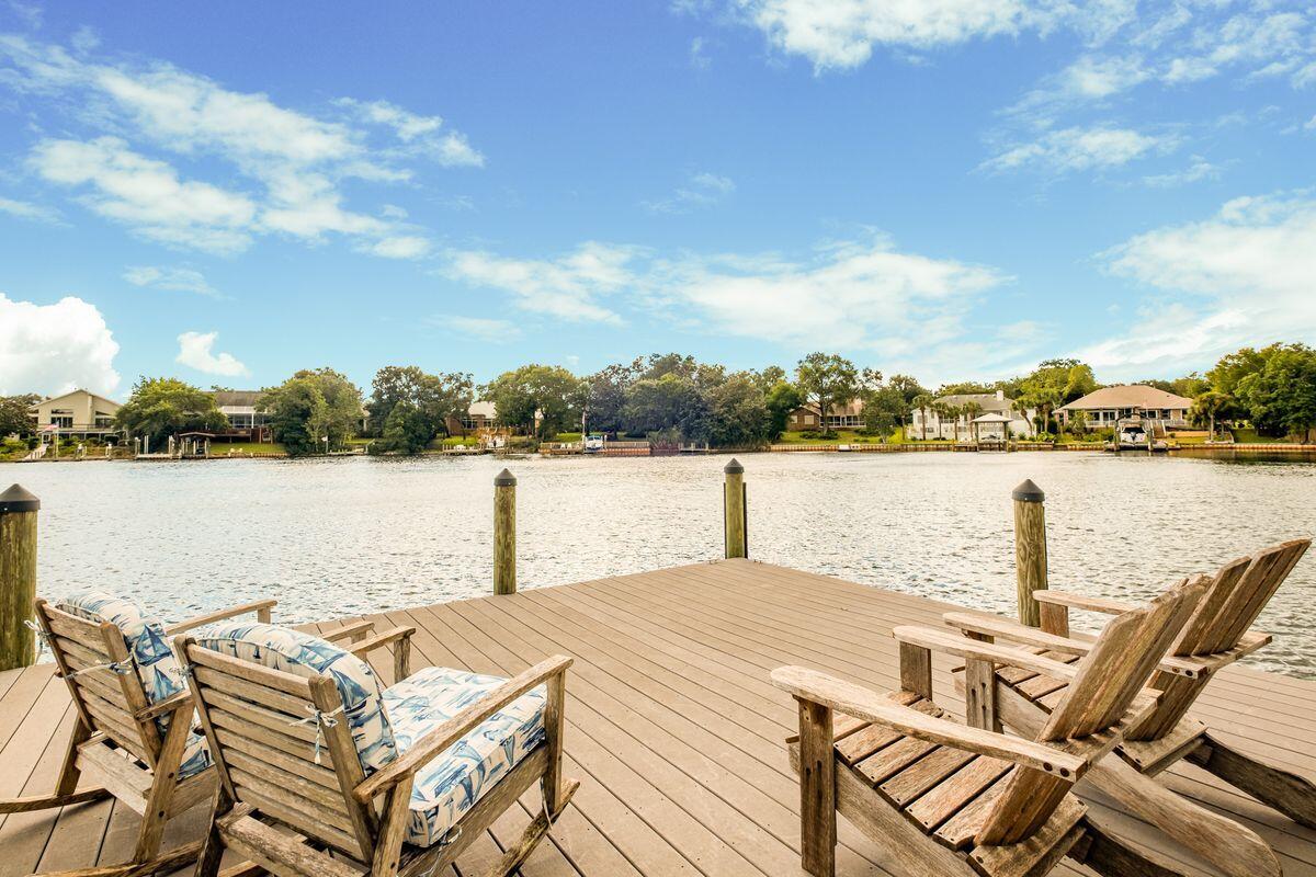 LAKE LORRAINE GARDENS - Residential