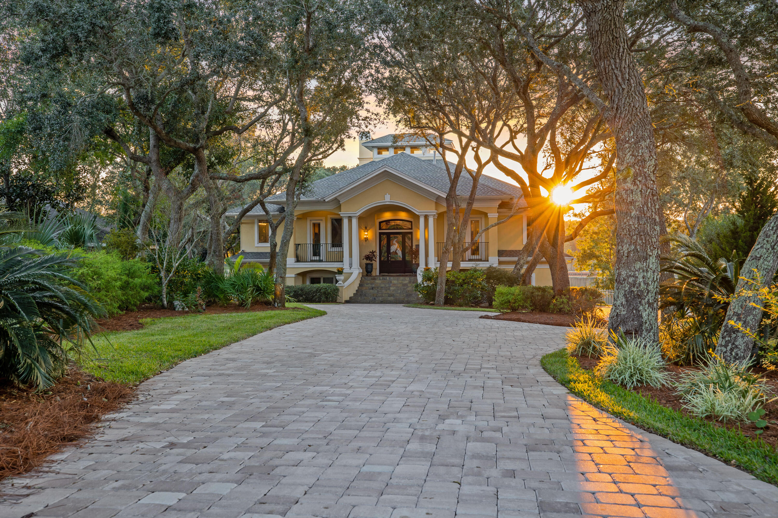 LAKE LORRAINE GARDENS - Residential