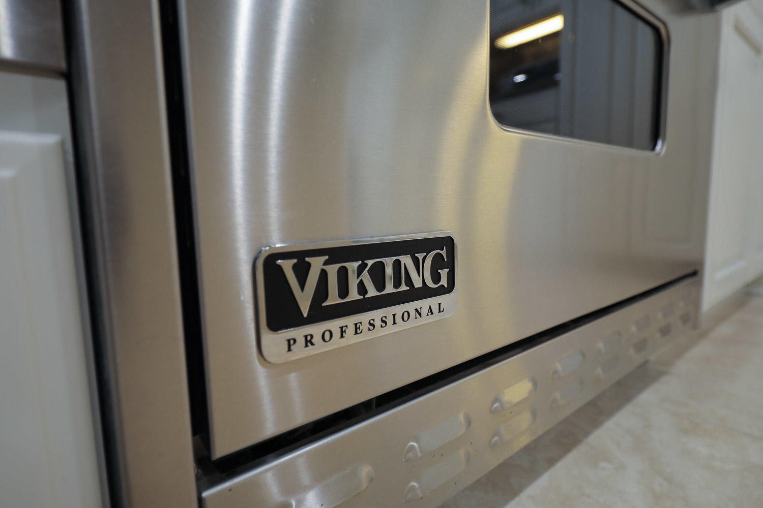 ONE WATER PLACE AT KELLY PLANTATION - Residential