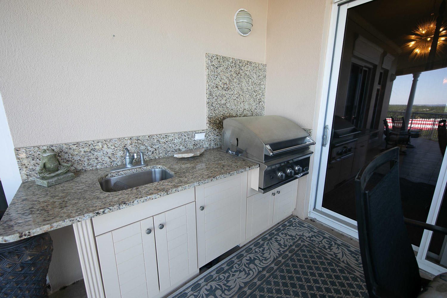 ONE WATER PLACE AT KELLY PLANTATION - Residential