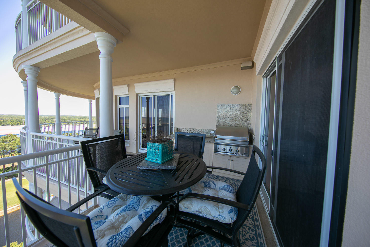 ONE WATER PLACE AT KELLY PLANTATION - Residential