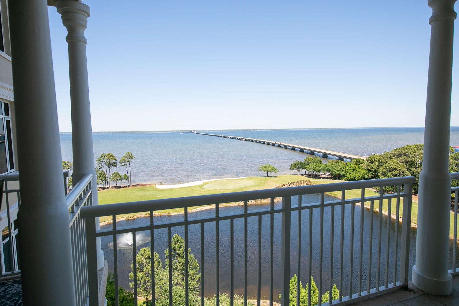 ONE WATER PLACE AT KELLY PLANTATION - Residential