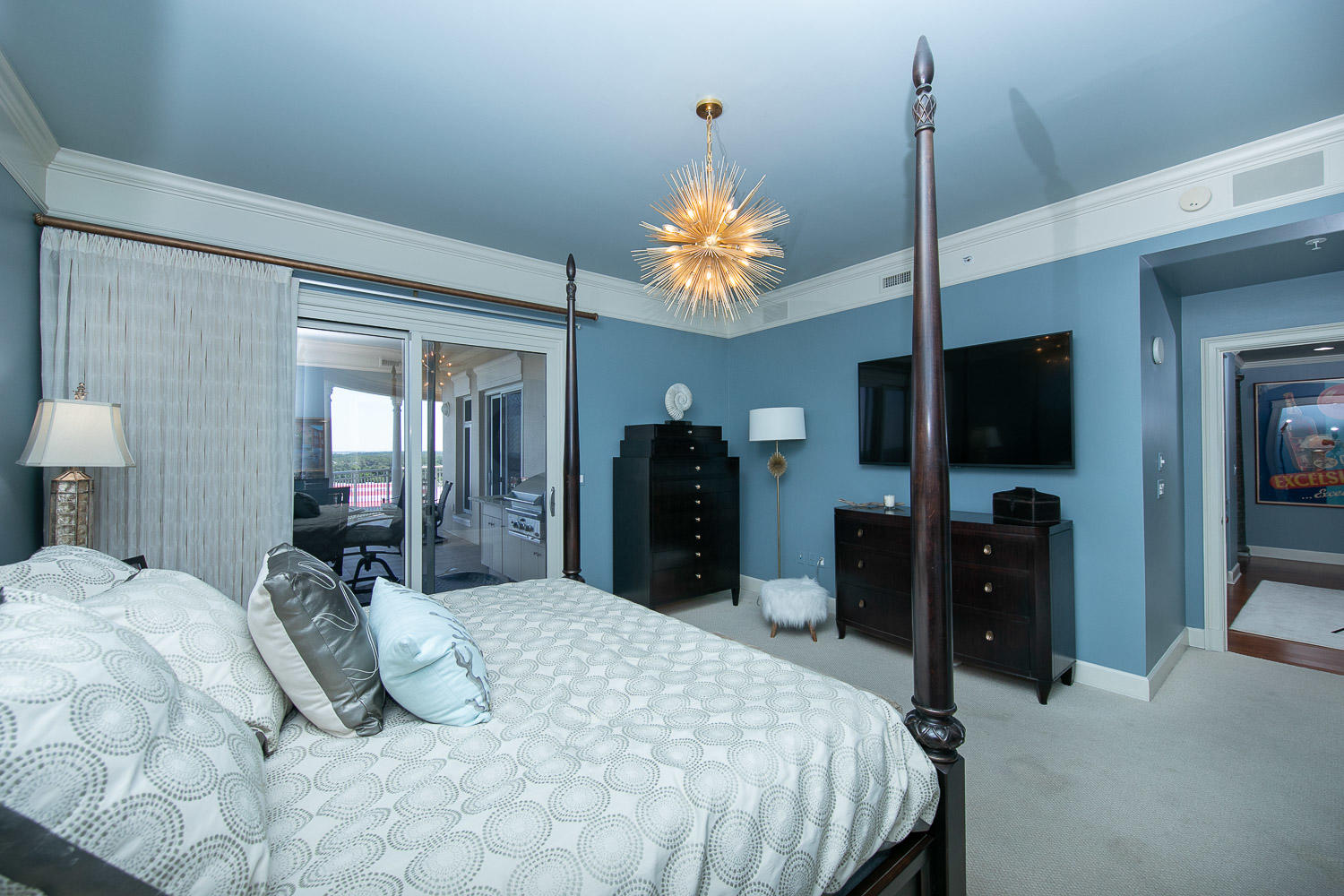 ONE WATER PLACE AT KELLY PLANTATION - Residential