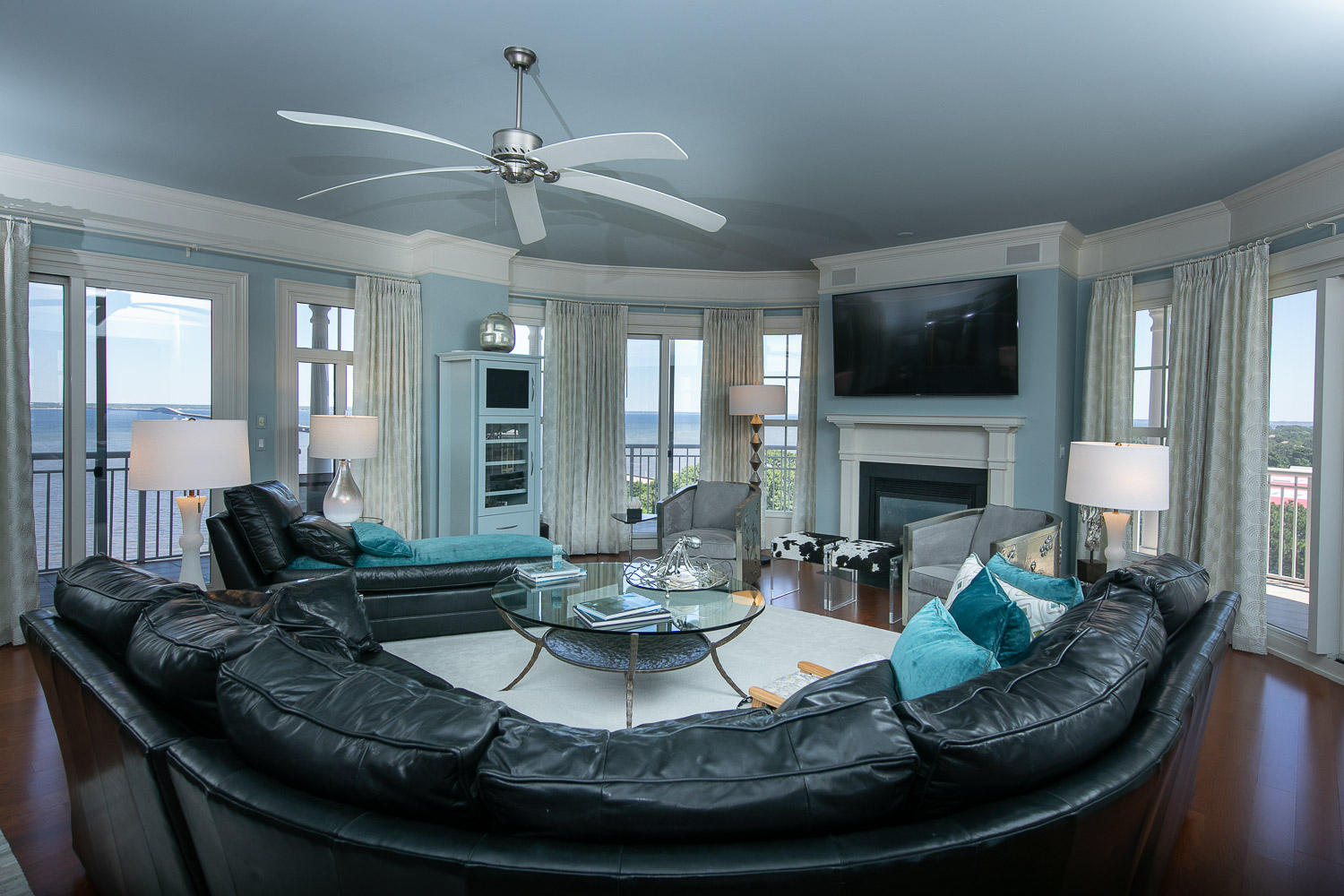 ONE WATER PLACE AT KELLY PLANTATION - Residential