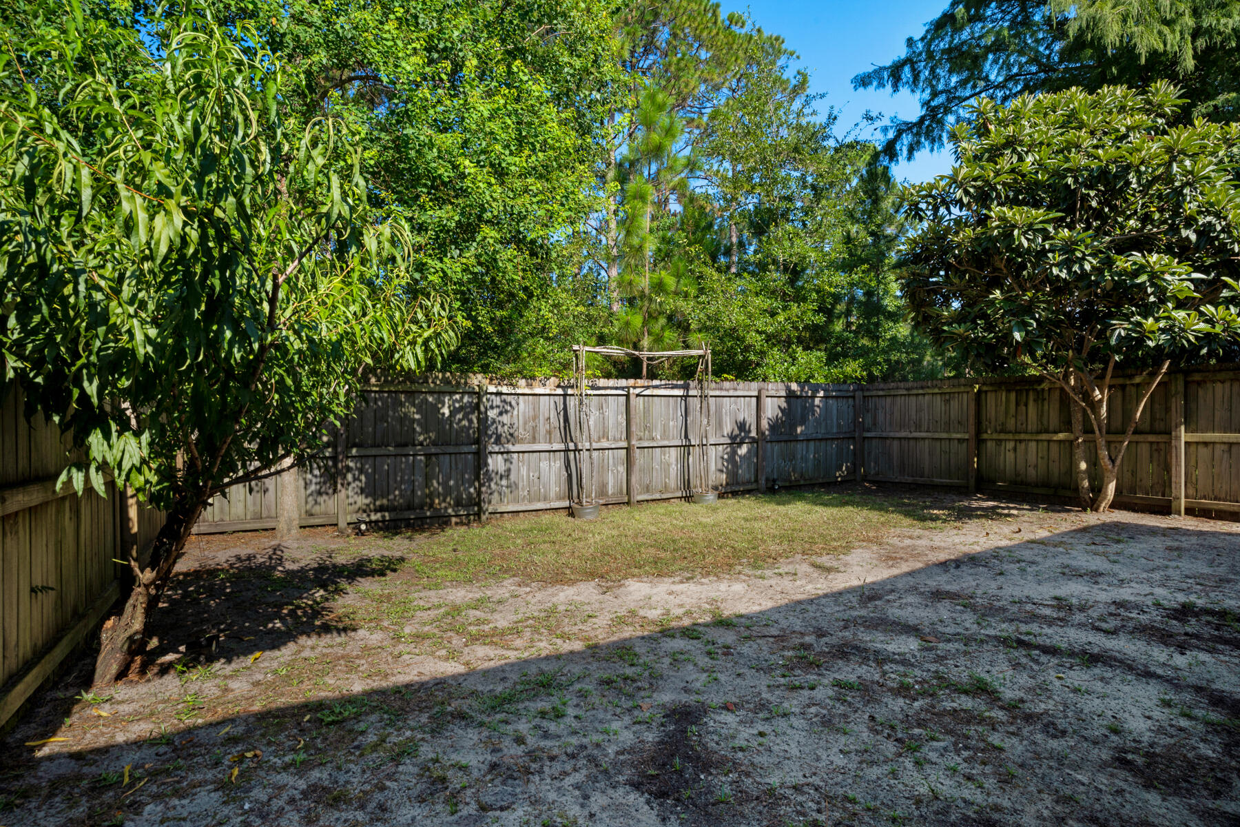 KELLY HILL ESTATES - Residential Lease